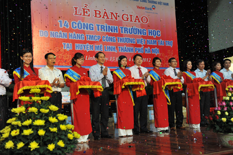 VietinBank xây tặng huyện Mê Linh 14 trường học