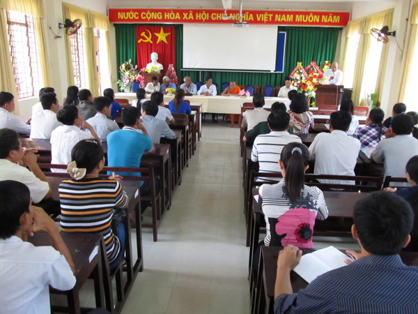 Sóc Trăng: hơn 100 cán bộ tham dự học tiếng Khmer