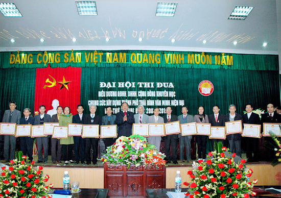 Thành phố Thái Bình tổ chức đại hôi thi đua khuyến học lần thứ II (2009 - 2012)