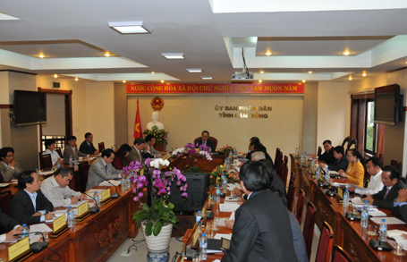 Phó Thủ tướng Nguyễn Thiện Nhân: Cần đưa NCKH vào trường THPT chuyên