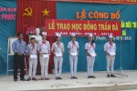 Bình Định: Trao học bổng khuyến học 'Trần Bá'