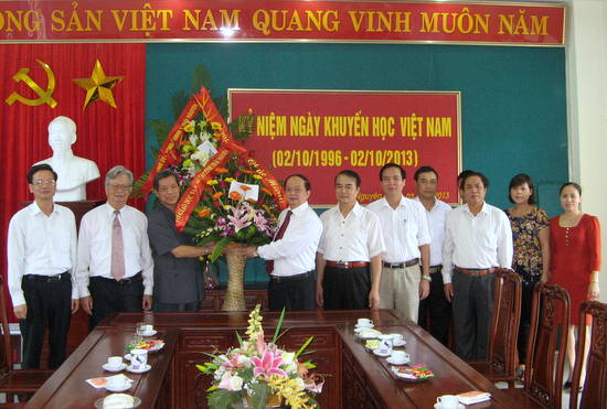 Thái Nguyên: Chào mừng ngày khuyến học Việt Nam 2-10 