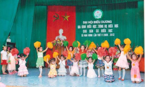 Thái Bình: Những gia đình hiếu học Tiền Hải chung tay xây dựng nông thôn mới