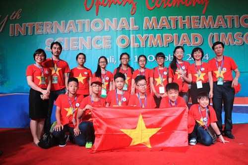 Học sinh Việt Nam giành 10 huy chương thi Toán và Khoa học quốc tế
