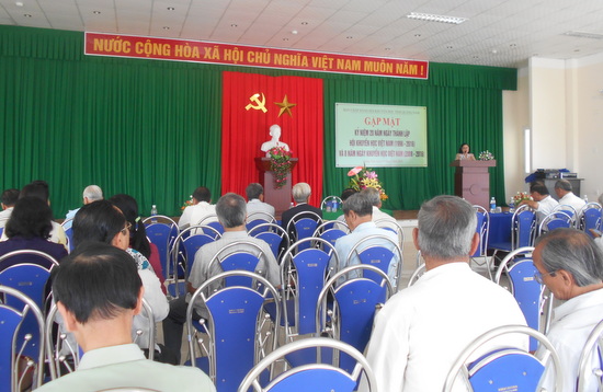 Hội Khuyến học tỉnh Quảng Nam tổ chức gặp mặt kỷ niệm 20 năm ngày thành lập Hội khuyến học Việt Nam