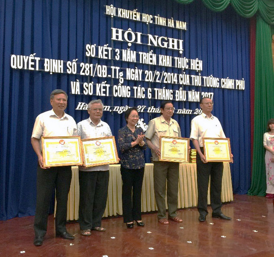 Hội Khuyến học tỉnh Hà Nam tổ chức sơ kết 3 năm triển khai Quyết định số 281/QĐ-TTg ngày 20/02/2014 của Thủ tướng Chính phủ