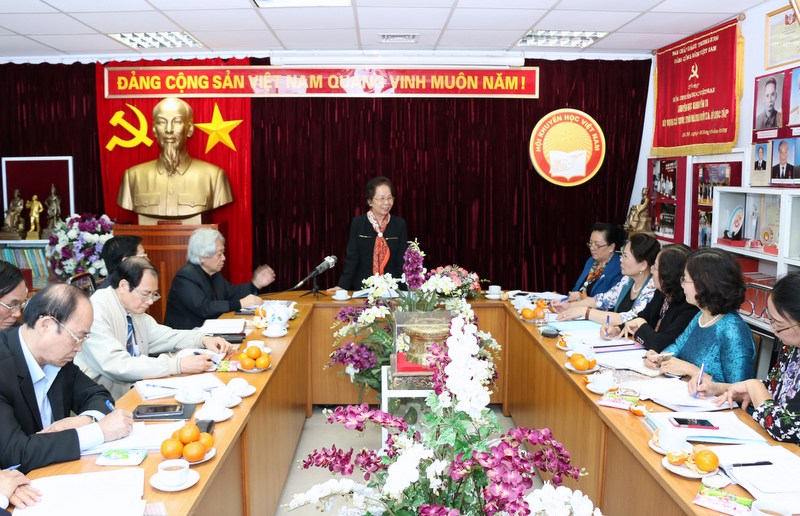 Chủ tịch Hội Khuyến học Việt Nam Nguyễn Thị Doan làm việc với Hội Khuyến học tỉnh Phú Thọ