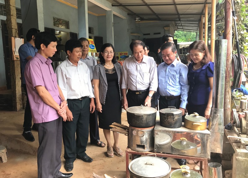 Sáng chế “Bếp đun cải tiến TK90” của tác giả Lê Hồng, tỉnh Phú Thọ