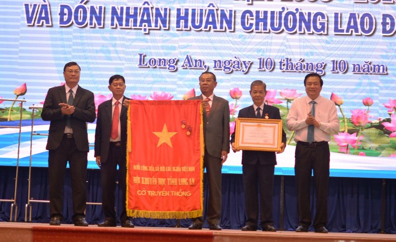 Long An: Hội khuyến học tỉnh tổ chức kỷ niệm 20 năm ngày thành lập và đón nhận Huân chương Lao động Hạng Nhì