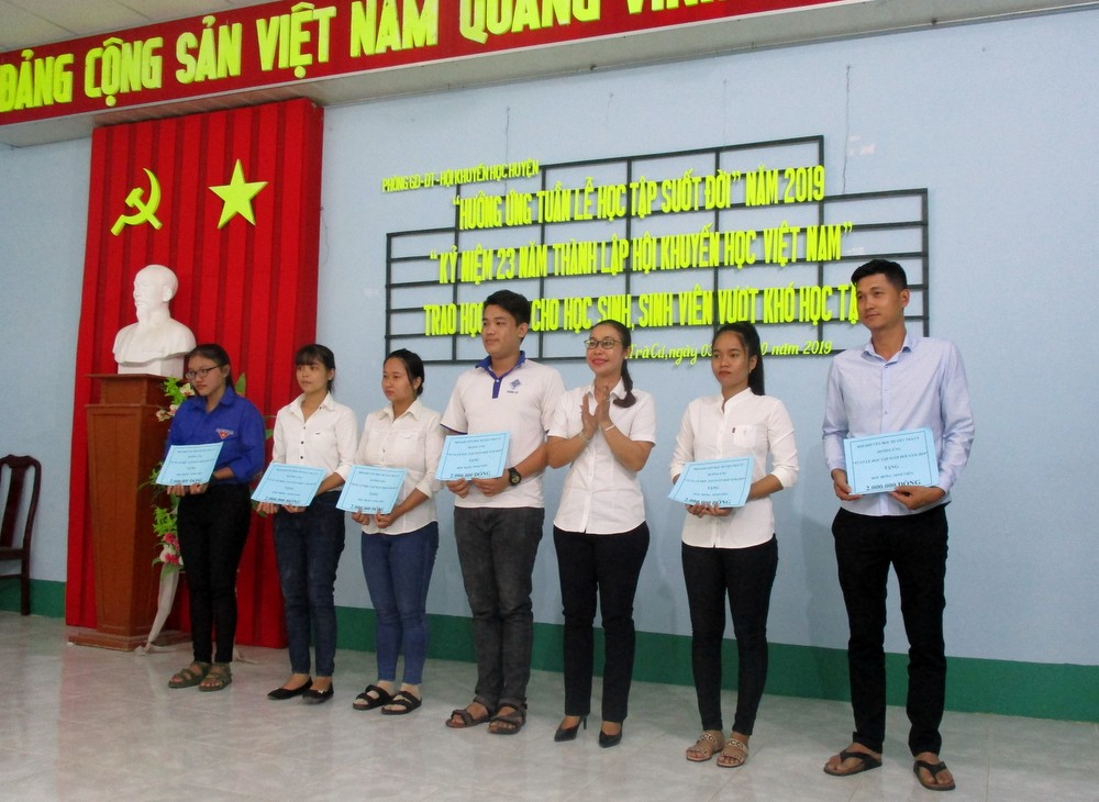 Trà Vinh: Huyện Trà Cú hưởng ứng 'Tuần lễ Học tập suốt đời'