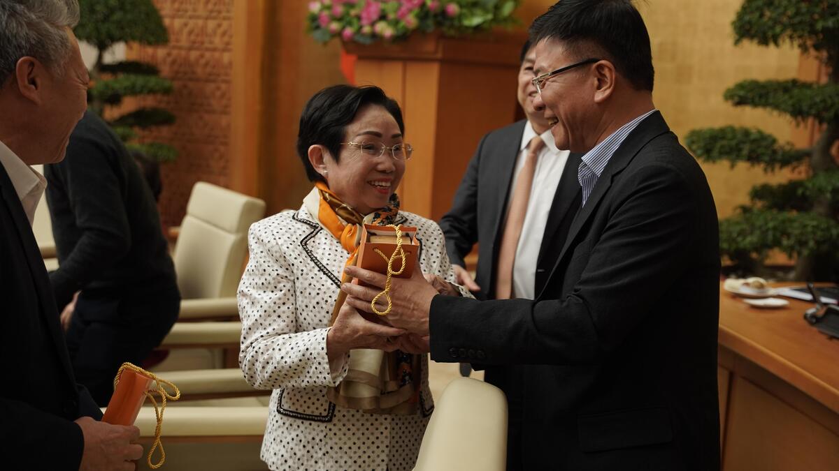 Phó Thủ tướng Lê Thành Long làm việc với Ban Thường vụ Hội Khuyến học Việt Nam