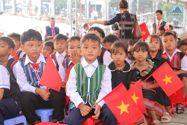 Cảm xúc mùa tựu trường