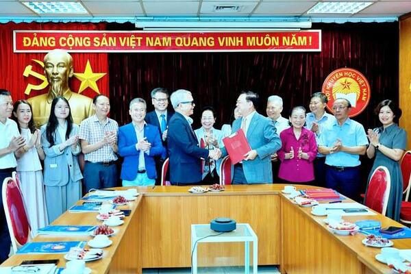 Hội Khuyến học Việt Nam và The Vietnam Foundation hợp tác đưa nền tảng số, tri thức mở đến mọi người dân