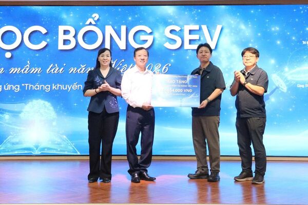 Bắc Ninh: Lan tỏa tinh thần khuyến học từ những suất Học Bổng Samsung