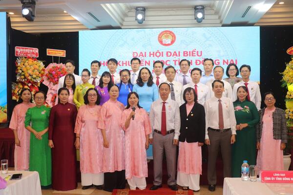 “Chìa khoá vàng” để xây dựng xã hội học tập
