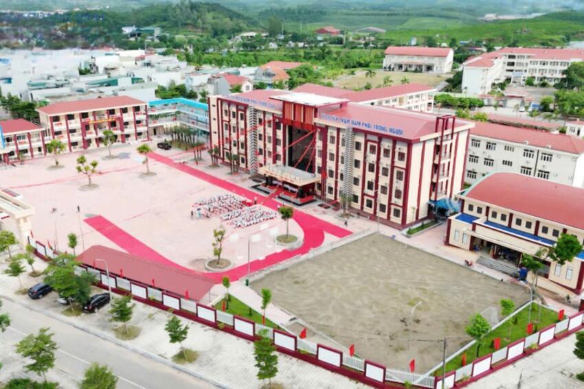 Quảng Ninh: Tiếp sức cho giáo dục vùng khó, "không để ai bị bỏ lại phía sau" trên hành trình tri thức