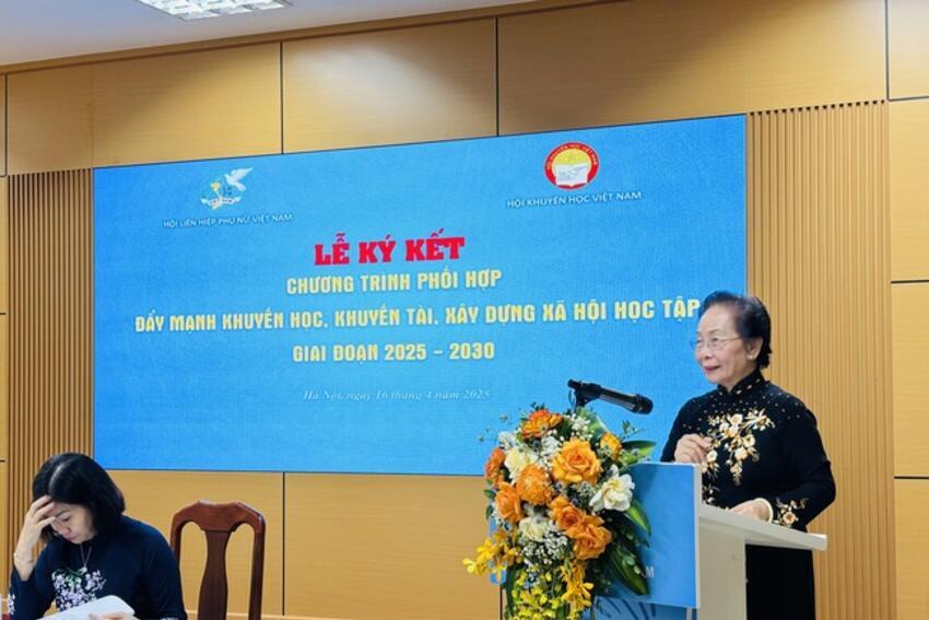 Hội Liên hiệp Phụ nữ Việt Nam và Hội Khuyến học Việt Nam ký kết chương trình phối hợp công tác khuyến học, khuyến tài