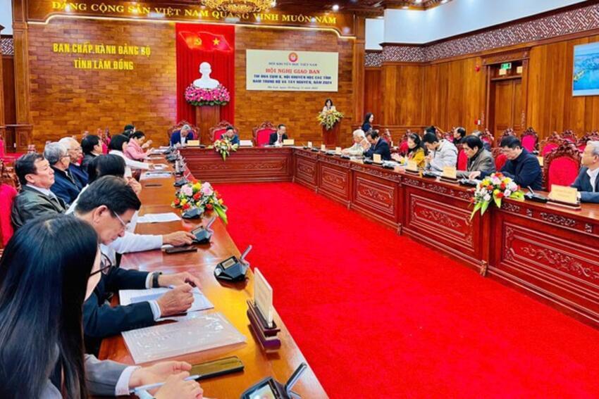 Cụm thi đua Nam Trung Bộ và Tây Nguyên tổng kết công tác khuyến học 2024