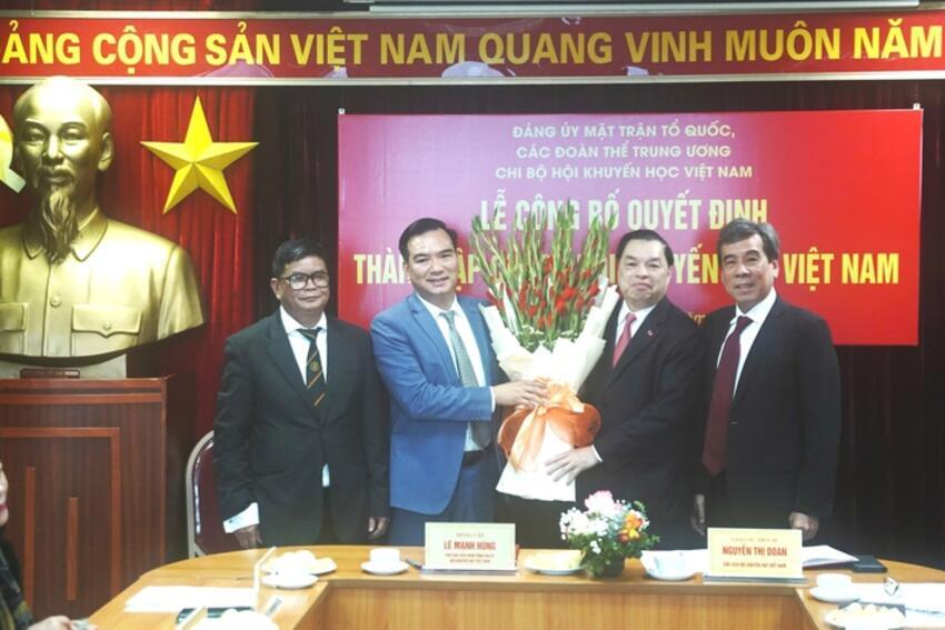 Công bố các quyết định thành lập Chi bộ Hội Khuyến học Việt Nam nhiệm kỳ 2020-2025