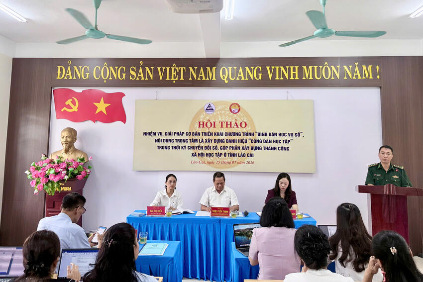 Lào Cai: Hội Khuyến học tỉnh tổ chức Hội thảo về giải pháp triển khai "Bình dân học vụ số" gắn với xây dựng mô hình "Công dân học tập"