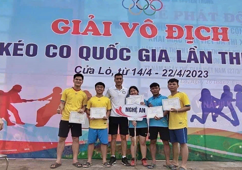 Ngọn lửa tri thức miền biên viễn - Ảnh 3.