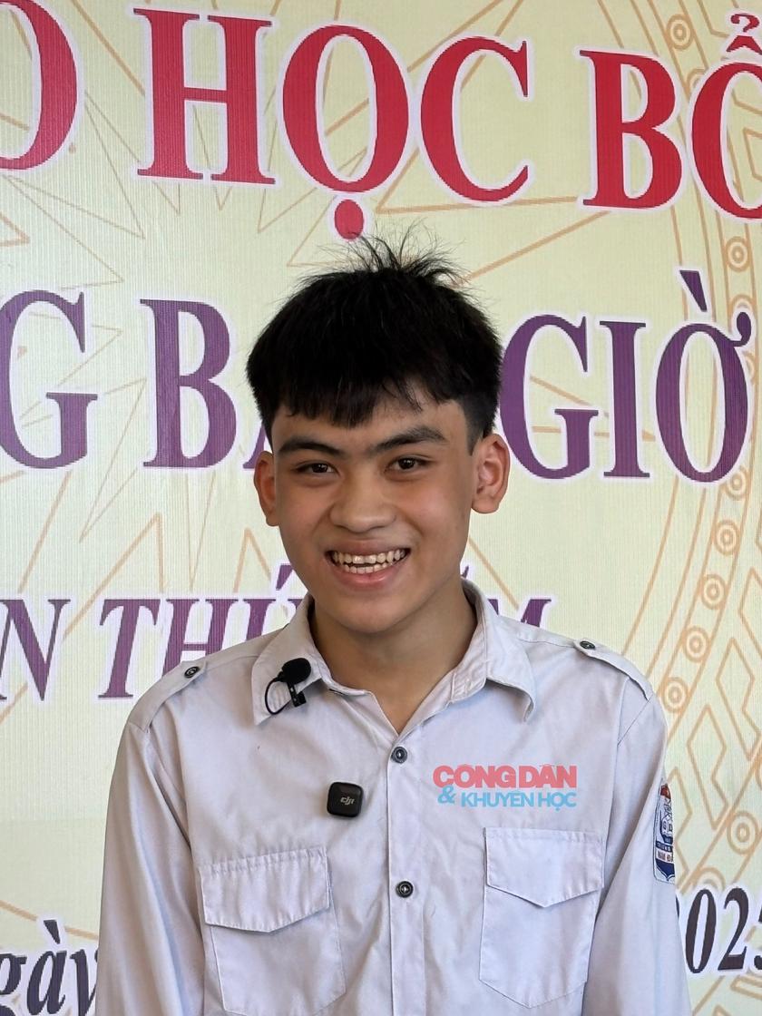 Những tấm gương truyền cảm hứng từ Lễ trao học bổng “Học không bao giờ cùng” lần thứ 5- Ảnh 4.