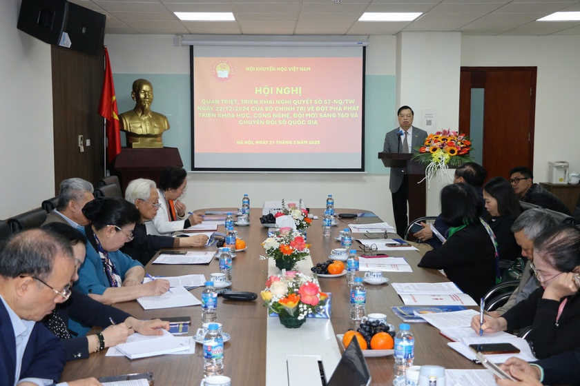 GS.TS Nguyễn Thị Doan chỉ ra 8 nhiệm vụ các cấp hội khuyến học triển khai Nghị quyết 57-NQ/TW của Bộ Chính trị - Ảnh 1.