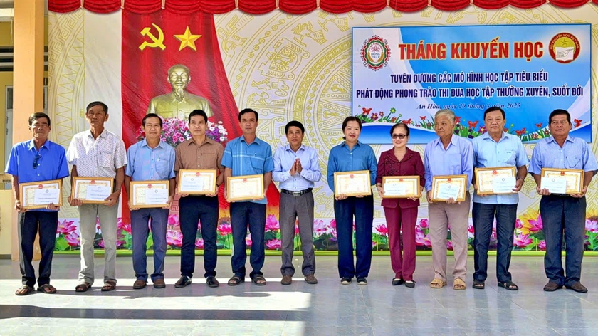 Đồng Tháp tổ chức Tháng Khuyến học - Ảnh 6.