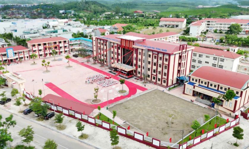 Quảng Ninh: Chung tay, tiếp sức cho giáo dục vùng khó - Ảnh 1.