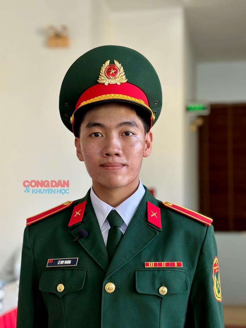 Những tấm gương truyền cảm hứng từ Lễ trao học bổng “Học không bao giờ cùng” lần thứ 5- Ảnh 9.