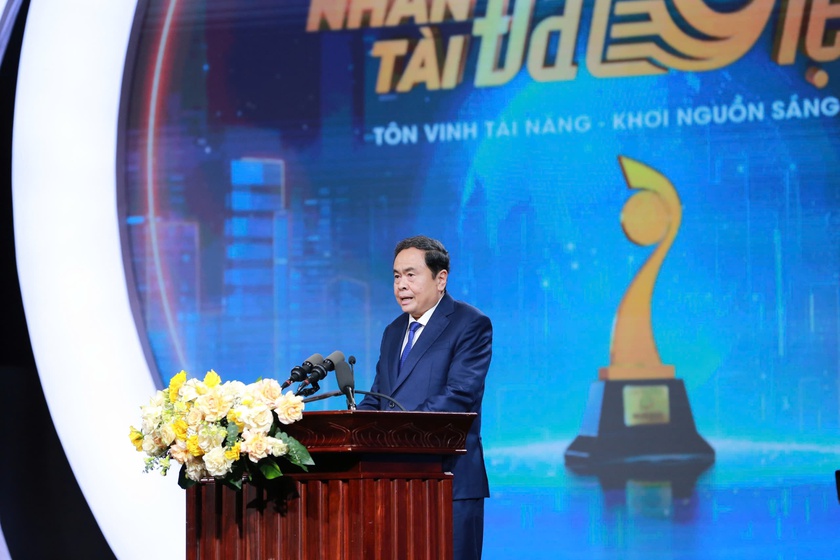 Chủ tịch Quốc hội: Tác giả đạt Giải thưởng “Nhân tài Đất Việt” là những “Công dân học tập”, 