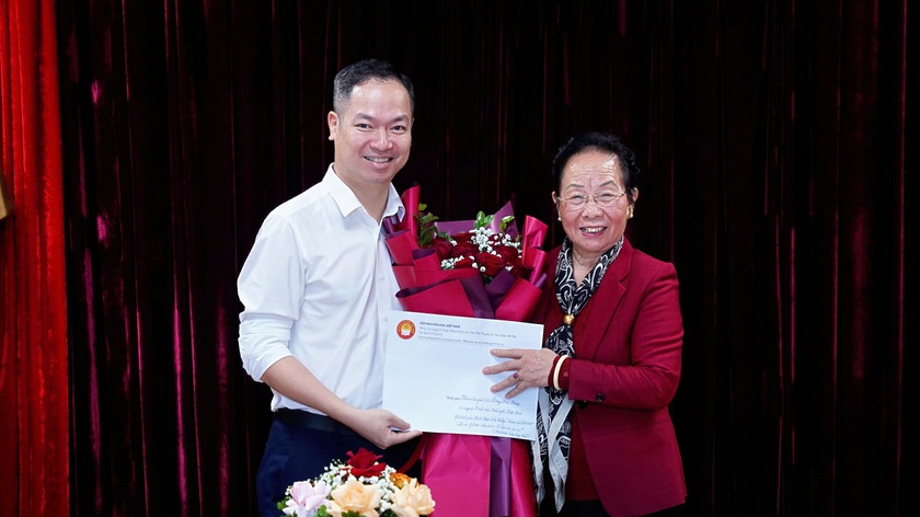 Tôn vinh trí tuệ Việt: Nhân tài Đất Việt tiếp sức cho y học và tuổi trẻ sáng tạo - Ảnh 11.