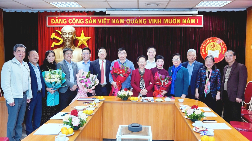 Tôn vinh trí tuệ Việt: Nhân tài Đất Việt tiếp sức cho y học và tuổi trẻ sáng tạo - Ảnh 1.