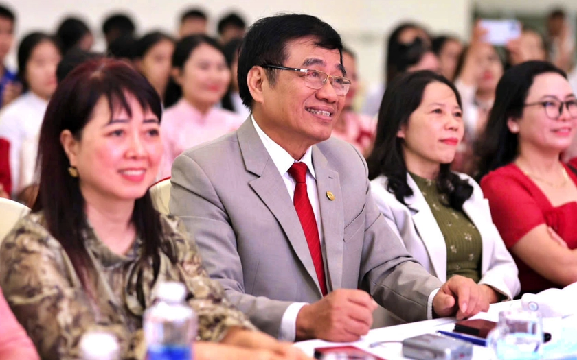 Thầy giáo Nguyễn Văn Long - cán bộ khuyến học hơn nửa thế kỷ gắn bó với sự nghiệp giáo dục - Ảnh 6.