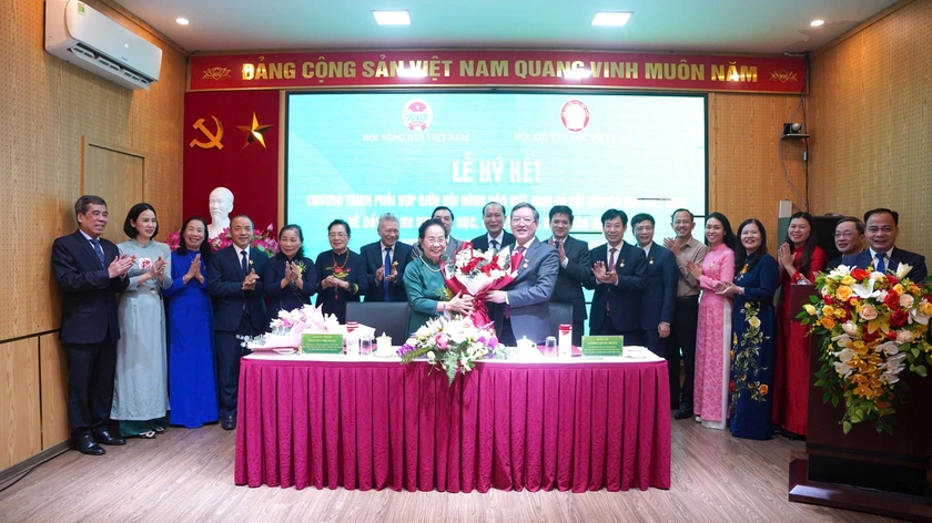 Hội Khuyến học Việt Nam và Hội Nông dân Việt Nam ký kết chương trình phối hợp giai đoạn 2025-2030 - Ảnh 7.