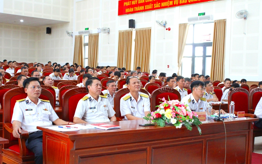 Hội nghị chuyên đề về trách nhiệm của quân nhân trong thực hiện phong trào Bình dân học vụ số - Ảnh 2.