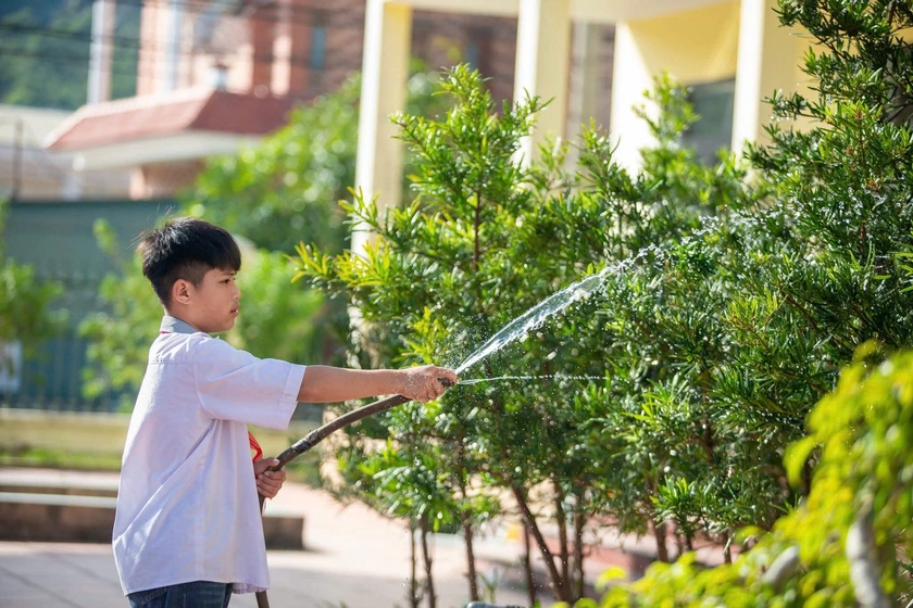 Quảng Ninh: Học sinh Cô Tô chung tay xây dựng Đặc khu xanh-sạch-bền vững - Ảnh 2.