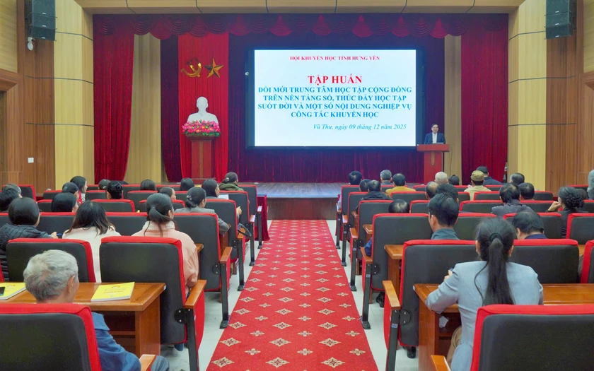 Hội Khuyến học Hưng Yên tập huấn đổi mới trung tâm học tập cộng đồng, bồi dưỡng nghiệp vụ cho cán bộ khuyến học - Ảnh 1.