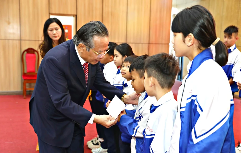 Quyết tâm đưa khuyến học, khuyến tài Lâm Đồng phát triển thực chất, bền vững - Ảnh 2.