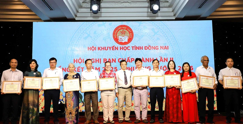 Hội Khuyến học tỉnh Đồng Nai biểu dương các mô hình học tập tiêu biểu - Ảnh 3.