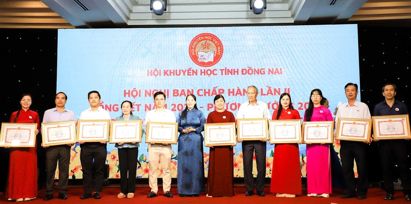 Hội Khuyến học tỉnh Đồng Nai biểu dương các mô hình học tập tiêu biểu - Ảnh 2.