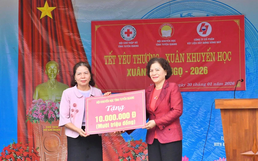 Tết yêu thương - Xuân Khuyến học 2026 ấm áp nghĩa tình nơi vùng cao Hồng Thái - Ảnh 2.