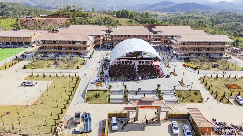 Khởi công đồng loạt 121 trường nội trú liên cấp tại các xã biên giới đất liền - Ảnh 1.