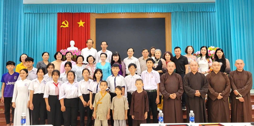 Khuyến học Hà Nội và Đồng Tháp gắn kết, trao đổi kinh nghiệm xây dựng xã hội học tập - Ảnh 4.