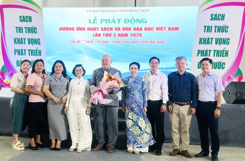 Hội Khuyến học Đồng Tháp đồng hành, hưởng ứng Ngày Sách và Văn hóa đọc Việt Nam - Ảnh 4.