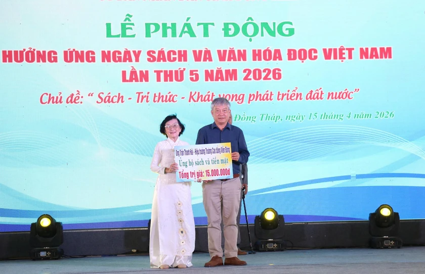 Hội Khuyến học Đồng Tháp đồng hành, hưởng ứng Ngày Sách và Văn hóa đọc Việt Nam - Ảnh 3.