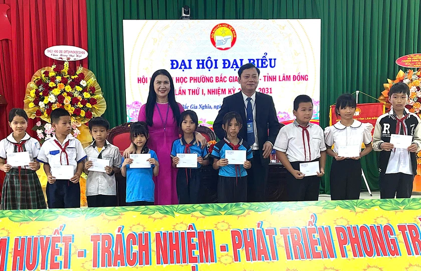 Bắc Gia Nghĩa (Lâm Đồng) tổ chức thành công Đại hội điểm Hội Khuyến học phường lần thứ I - Ảnh 4.