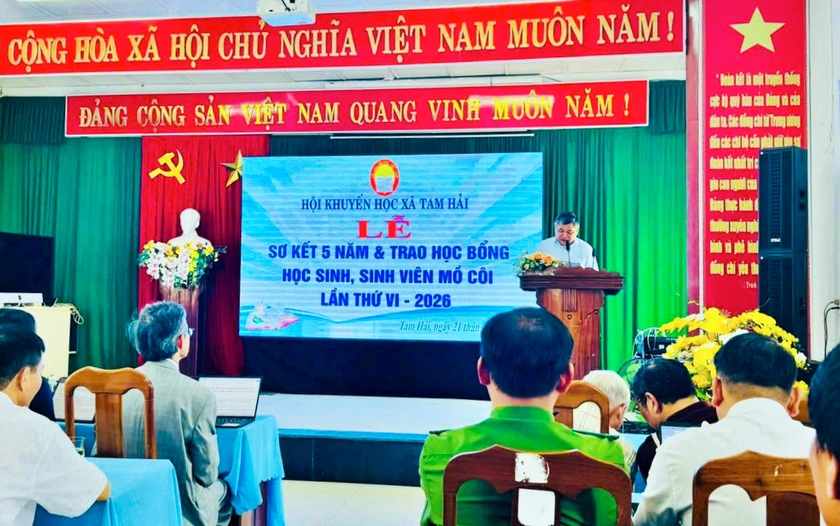 Xã đảo Tam Hải (Đà Nẵng) huy động 434 triệu đồng tiếp sức trẻ em mồ côi vượt khó đến trường - Ảnh 1.