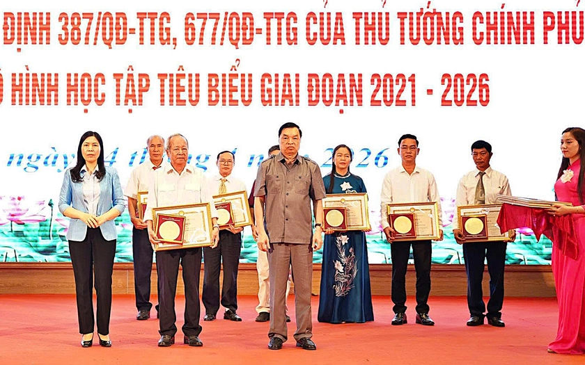 Hội Khuyến học Hà Nội sơ kết, biểu dương các mô hình học tập tiêu biểu giai đoạn 2021-2026 - Ảnh 3.