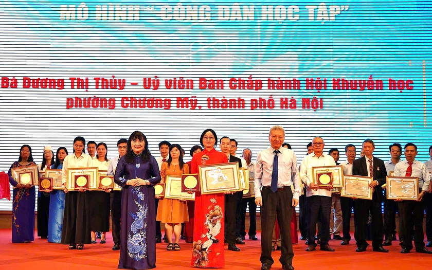 Hội Khuyến học Hà Nội sơ kết, biểu dương các mô hình học tập tiêu biểu giai đoạn 2021-2026 - Ảnh 4.